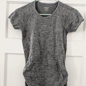 Heather gray athleta maternity athletic top XS